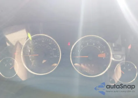 2016 Jeep Compass Latitude z USA, uszkodzony, nr VIN 1C4NJDEB9GD662442